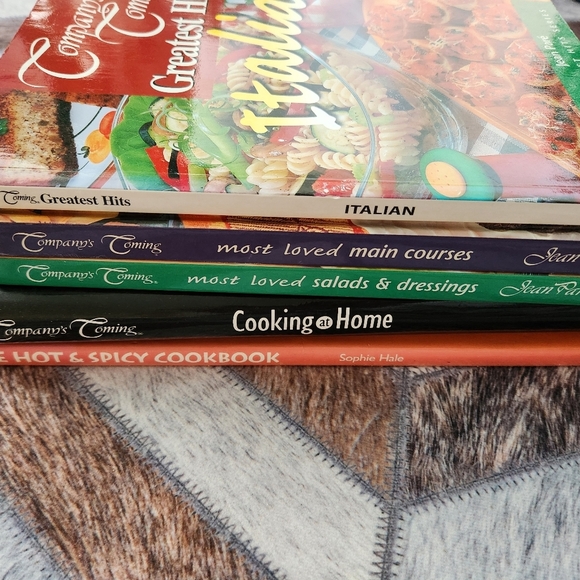 LOT Vintage Cookbooks - Picture 8 of 16